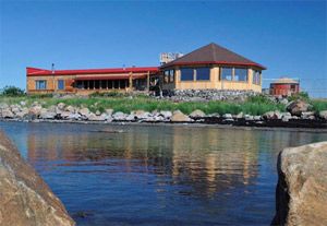 Polar Bear Viewing Observatory Dining Room on Hudson Bay Polar Bear Viewing Observatory Dining Room on Hudson Bay