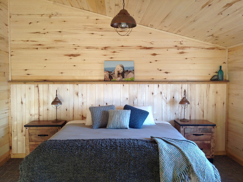 Bedroom at Seal River Heritage Lodge.