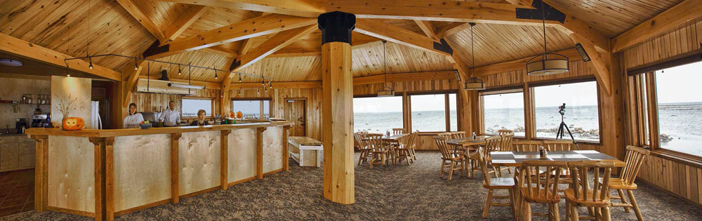 Dining room at Seal River Heritage Lodge.